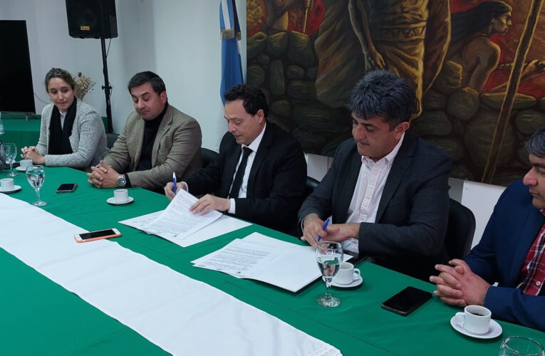 Convenio de Cooperación entre la Defensoría del Pueblo y el Ministerio de Obras Públicas