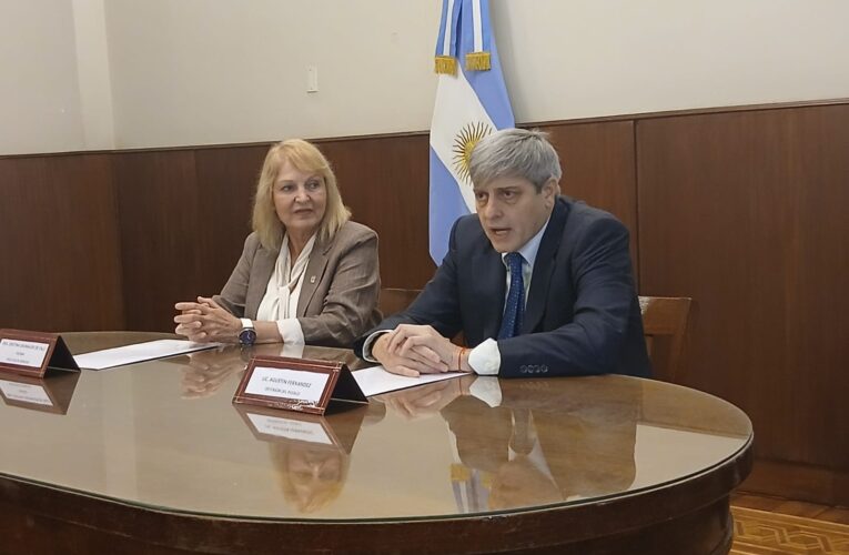 Convenio con la Facultad de Derecho